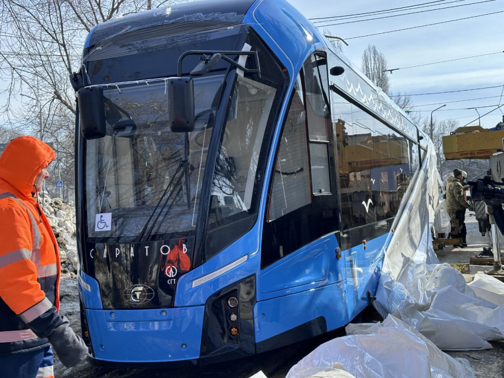 СГЭТ купил для Саратова еще 15 новых трамваев от "Трансмашхолдинга". Жители ждут рельсов