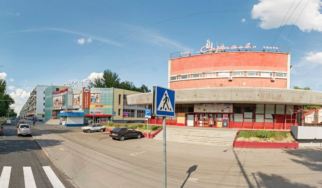 Изъятие кинотеатра "Саратов": у суда впервые появились интересные вопросы к чиновникам