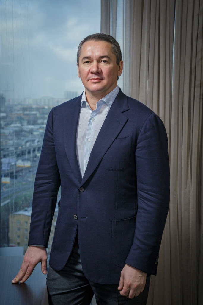batalov-roman-alexandrovich-business-vector.info-06.JPG