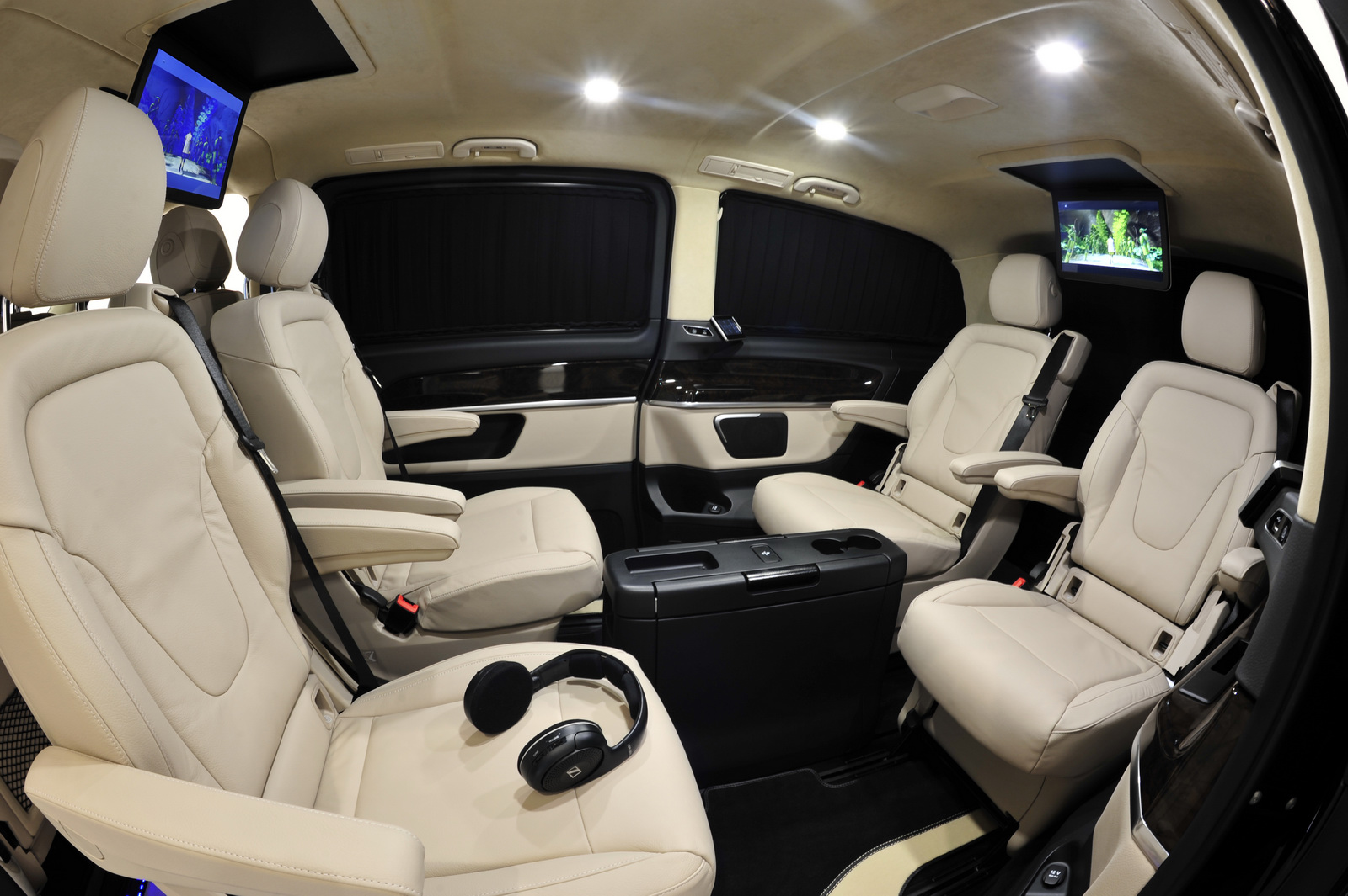Mercedes Benz v class